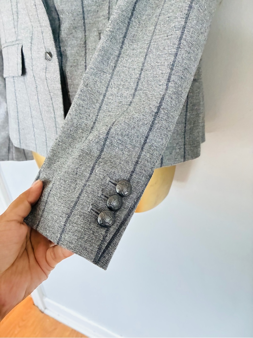 Banana Republic Gray Pinstripe Blazer Size 4 Tailored Office Siren Jacket - Picture 3 of 5